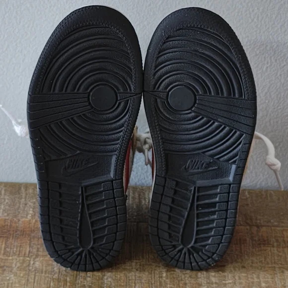 Jordan 1 Mid SE 'Messy Room' (PS) Child Size 12c - Picture 7 of 7